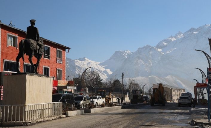 Hakkari’de 80 saat sessizliği