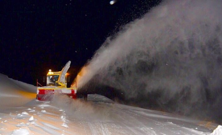 Hakkari’den dolayı kapanan yollar açılıyor