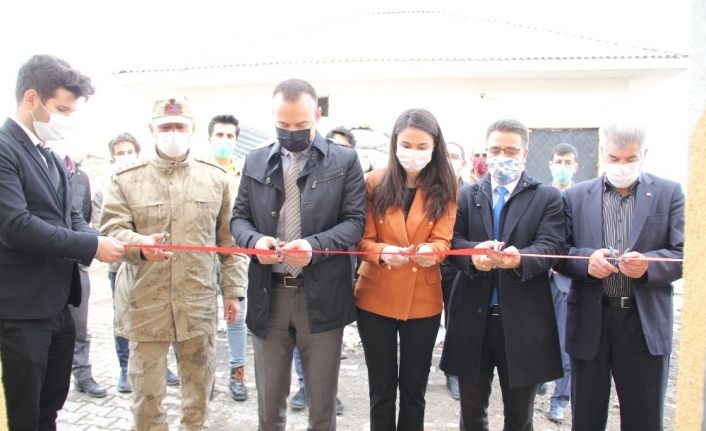 Hamur Özdirek İlkokulu anasınıfı ve öğretmenler odası açılışı yapıldı