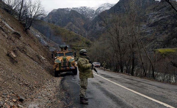 İçişleri Bakanlığı: 5 terörist ikna yoluyla teslim oldu