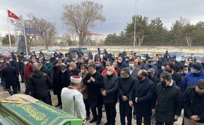 MHP Genel Başkan Yardımcısı Aydın’ın annesi son yolculuğuna uğurlandı