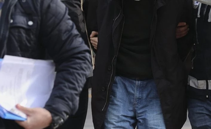 Savunma sanayi projelerini yabancı firmalara aktaranlara operasyon: 6 gözaltı