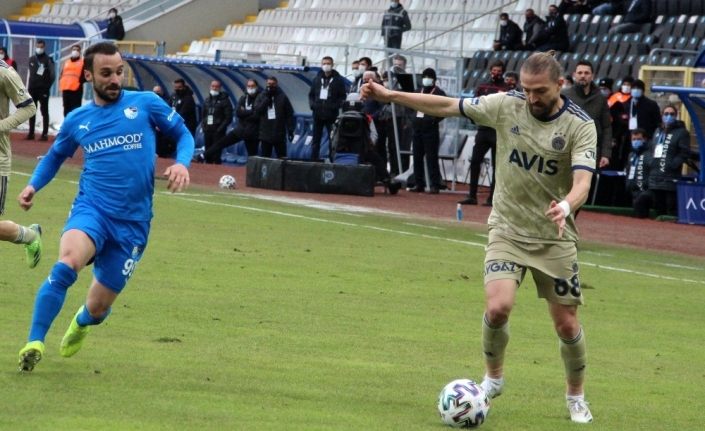 Süper Lig: BB Erzurumspor: 0 - Fenerbahçe: 1 (İlk yarı)
