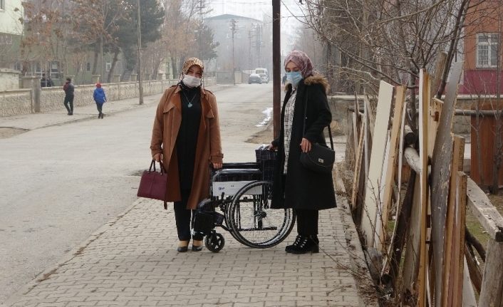 Tüm-Bul-Sev-Der ihtiyaç sahibi ailelerin yüzünü güldürdü