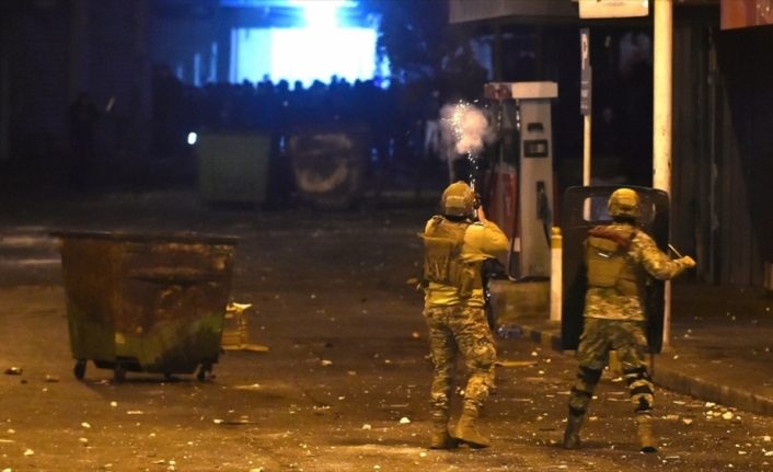 Uluslararası Af Örgütü: Lübnan güvenlik güçleri barışçıl gösterileri Fransız silahlarıyla bastırıyor