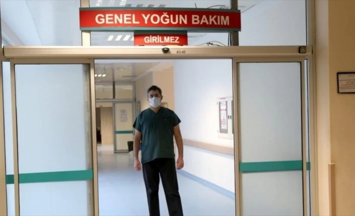 Uzman Doktor Bekir Kurt: Yalvarır gözlerle bakan hastalarımız çok oluyor