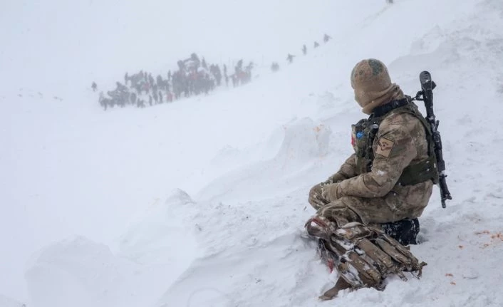 Vanlı Gazeteci AA Foto Muhabiri Özkan Bilgin 3’cü kez Türkiye birincisi