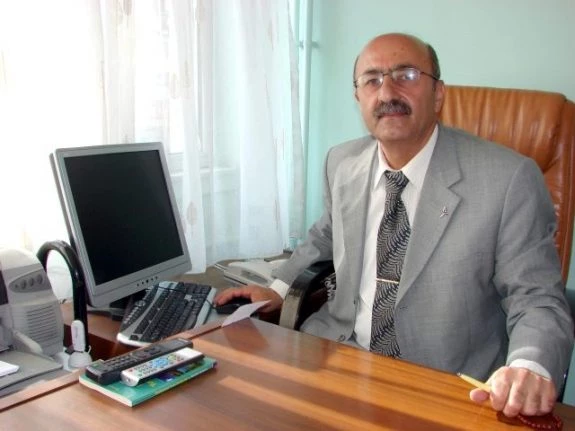 Vanlı İzzet Kütükoğlu ile Kastamonulu İzzet Kütükoğlu karıştı