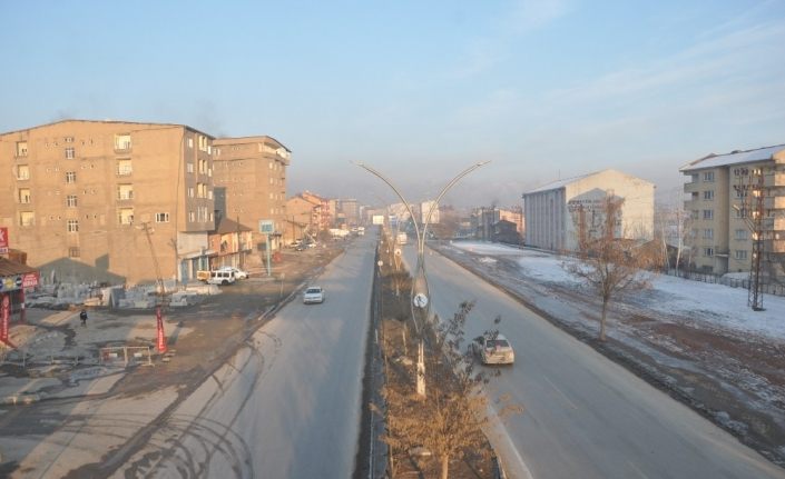 Yüksekova’da 2 günlük sokağa çıkma kısıtlaması sakin geçiyor