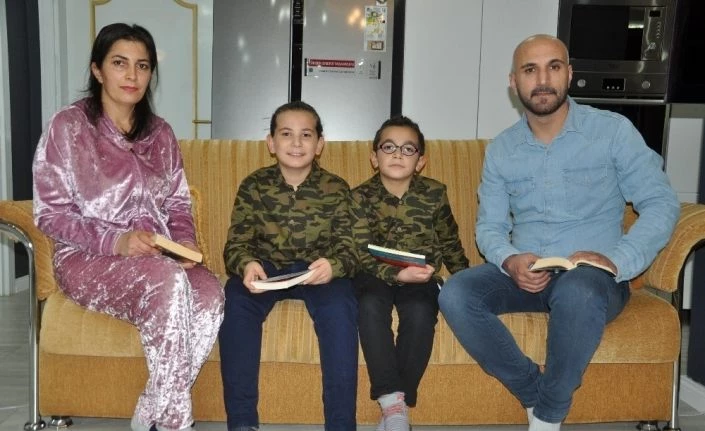 Yüksekovalı aile pandemiyi fırsata çevirerek çocuklarıyla etkinlik düzenliyor