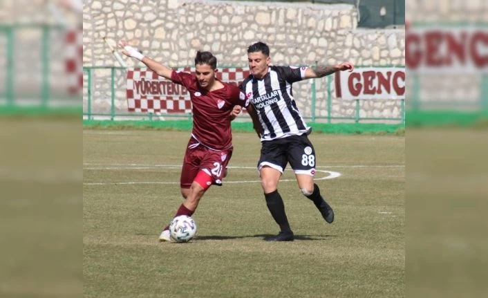2. Lig Kırmızı Grup: Elazığspor: 1 - Etimesgut Belediyespor: 4