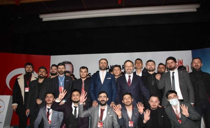 AK Parti Hakkari Gençlik Kolları Başkanı Beyter yeniden seçildi
