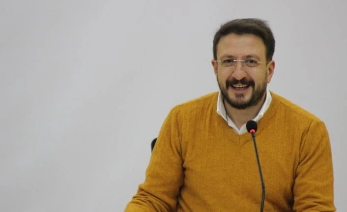 AK Parti Palandöken İlçe Başkanı Ömeroğlu: “Gençlerimiz tuzağa çekiliyor”