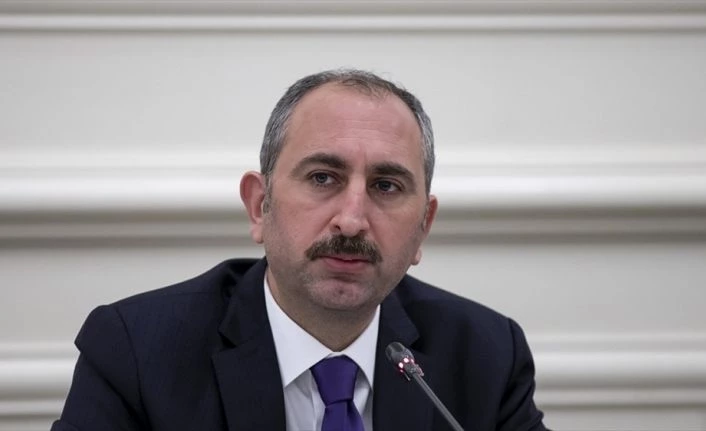 Bakan Gül: ﻿Gazi Meclisimizin, milletimizin iradesiyle yeni Anayasa ile taçlanacağına inancımız tamdır
