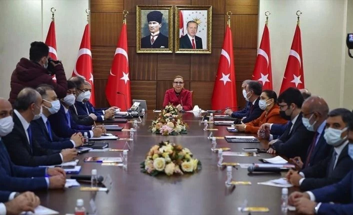 Bakan Pekcan: Yaklaşık 1 milyon 300 bin esnafımızın 13 milyar liralık kredi borcu ertelendi