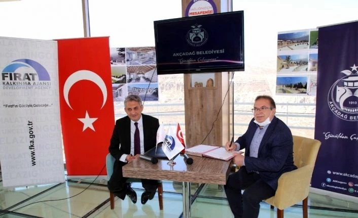 ’Büyüleyici Vadiyi Seyrediyorum’ projesinde imzalar atıldı