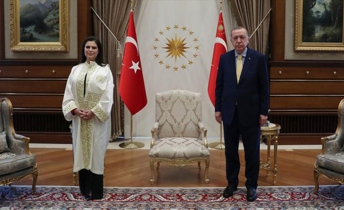 Cumhurbaşkanı Erdoğan üç üniversitenin rektörünü kabul etti