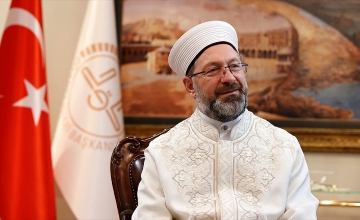 Diyanet İşleri Başkanı Erbaş, merhum hocası İslam alimi Muhammed Emin Saraç