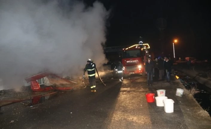 Erciş’te korkutan yangın
