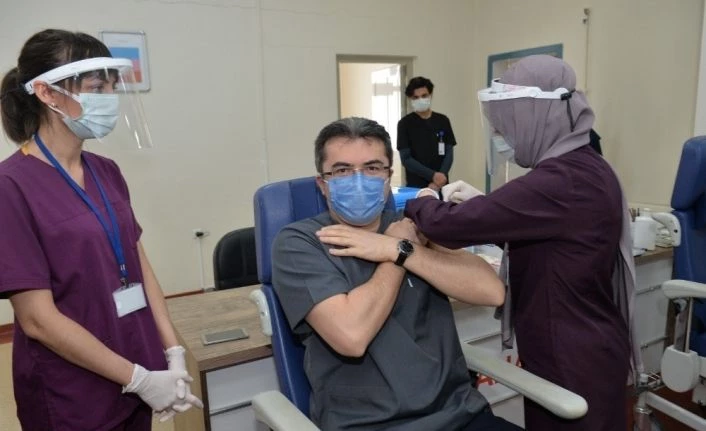 Erzurum Valisi Memiş: “Vaka sayılarında bir yükselme olmaz ise Erzurum ile ilgili tedbirleri olumlu yönde değerlendireceğiz”
