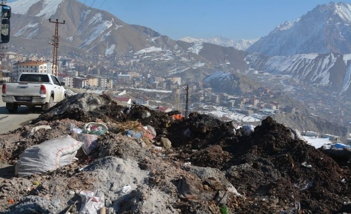 Hakkari Belediyesi kömür külleri için uyardı