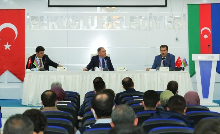 İpekyolu Belediyesinden ‘Hocalı Soykırımı 29. Yıldönümü’ paneli