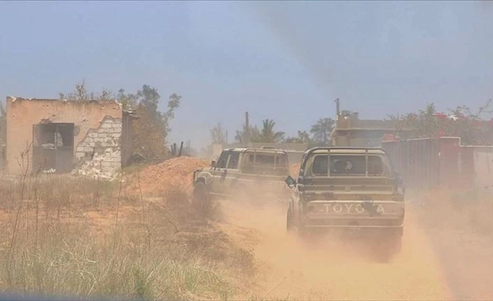 Libya, mülteci kampları ve madenlerdeki zorlu şartlardan bıkan Sudanlı paralı savaşçılar için finans kaynağı oldu