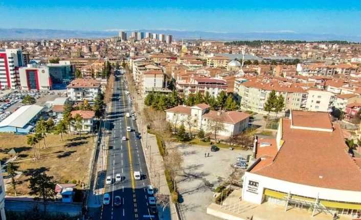 Malatya’da İstasyon Caddesi yenilendi