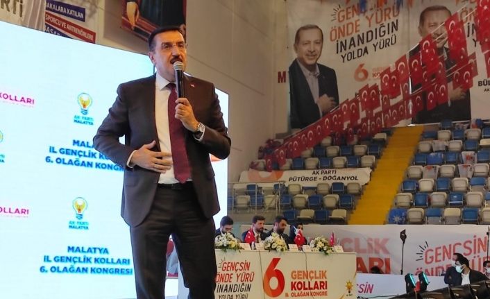 Tüfenkci Gençlik Kongresinde konuştu: