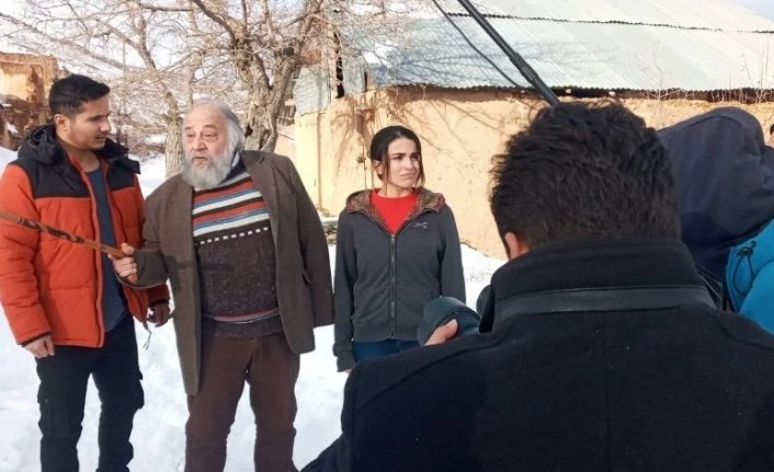Usta oyuncu korona virüse yenik düştü