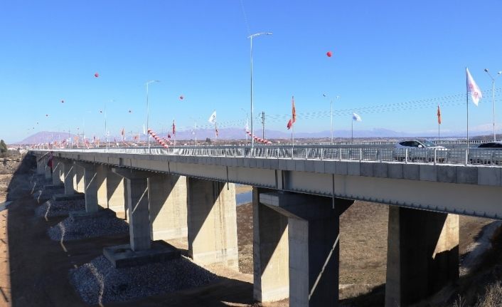 Yeni Tohma köprüsü Cumhurbaşkanı Erdoğan’ın da katılımı ile hizmete açıldı