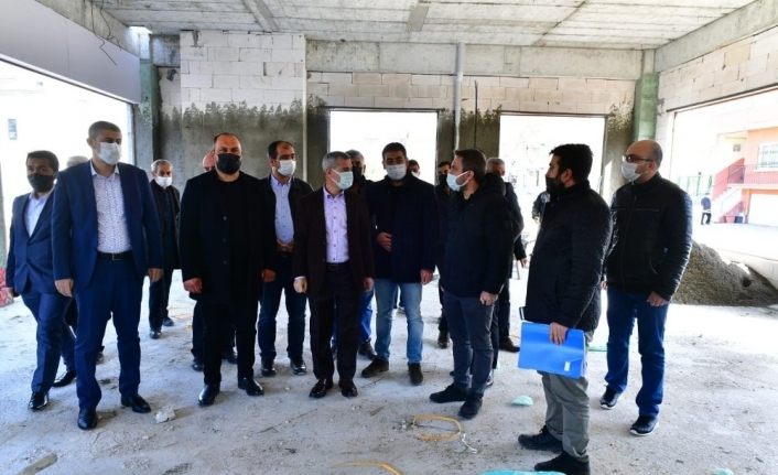 Yeşilyurt Belediyesi Gündüzbey sosyal tesislerinin kaba inşaatı tamamlandı