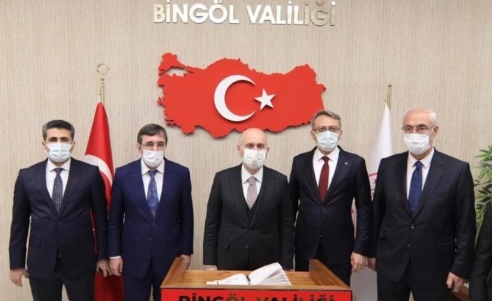 Bakan Karaismailoğlu: “Son 19 yılda ulaşım ve iletişim altyapısına 931 milyar liranın üzerinde yatırım yaptık”