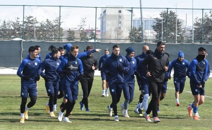 BB Erzurumspor’un yüzü Trabzonspor’a karşı gülmüyor