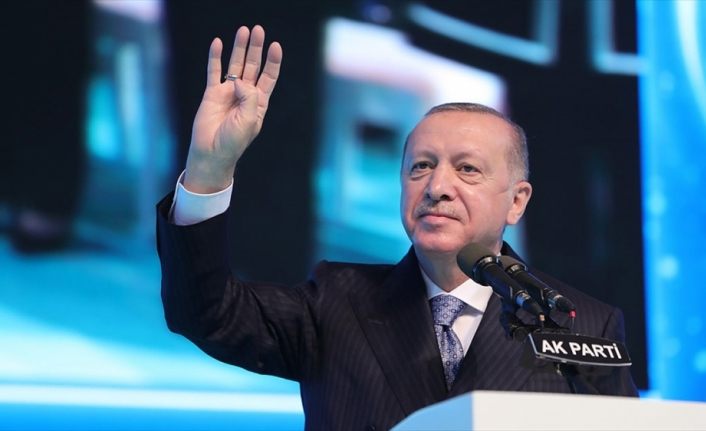 Cumhurbaşkanı Erdoğan: Gençler kardeşliğimizin ve birliğimizin teminatısınız