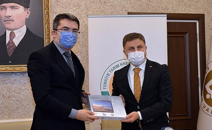 Erzurum’da 17 bin 120 tablet öğrencilere ulaştırıldı