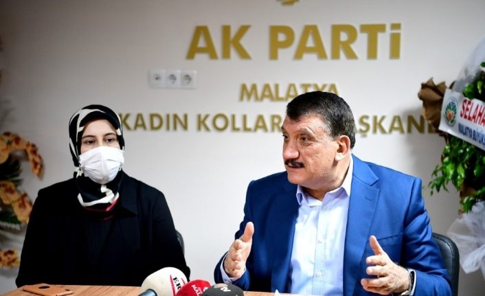 Gürkan, AK Parti kadın kollarını ziyaret etti