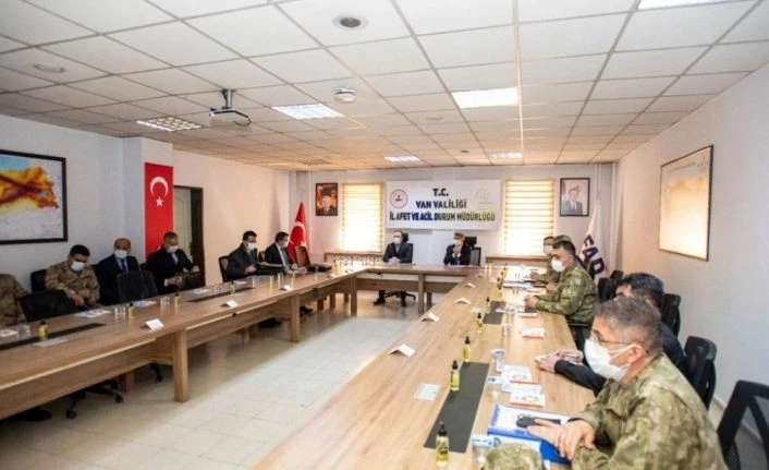 İçişleri Bakan Yardımcısı Çataklı, çeşitli programlara katılmak üzere Van’a geldi