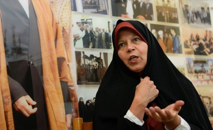 İranlı kadın siyasetçi Faize Haşimi