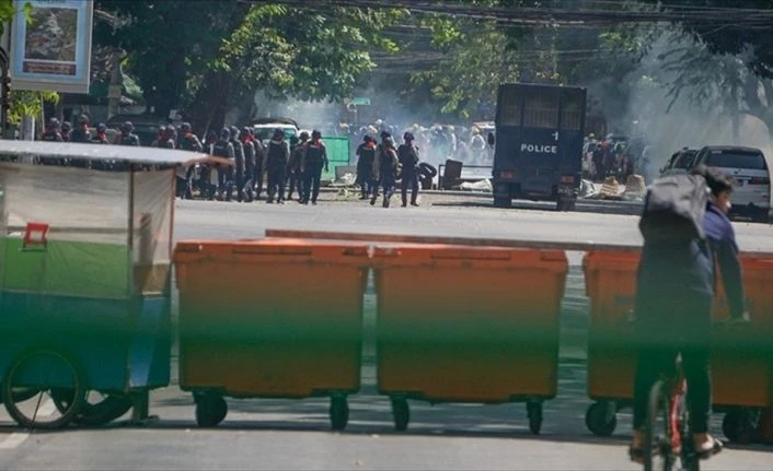 Myanmar cuntası, ABD yaptırımlarını kaldırtmak için İsrailli lobiciye 2 milyon dolar ödedi