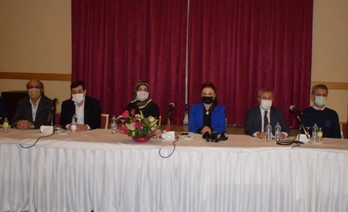 Özel Okullar Platformu Başkanı Düşmez,"Rengimizin maviye dönmesi için gayret gösterin"