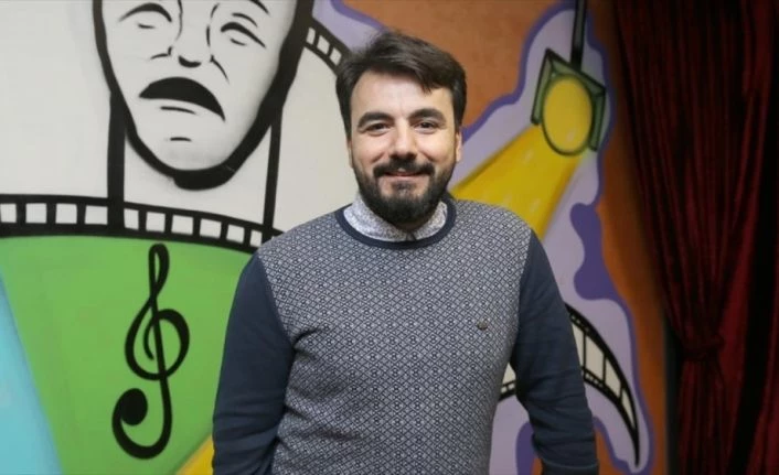 Tiyatro oyuncusu Kerem Yılmaz: Dijital gösterimler tiyatronun yerini tutmuyor