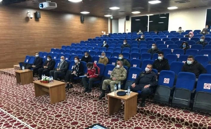 Van’da ‘İnci Kefali Av Yasağı Koordinasyon ve Bilgilendirme Toplantısı’ yapıldı