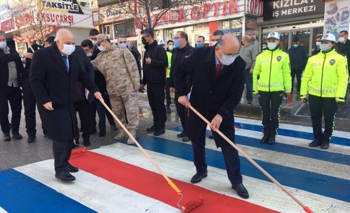 Yaya geçitlerinde ‘kırmızı çizgi’ dönemi başladı