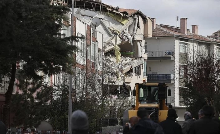 Açelya Apartmanı ile ilgili mülkiye başmüfettişlerince soruşturma yürütülüyor