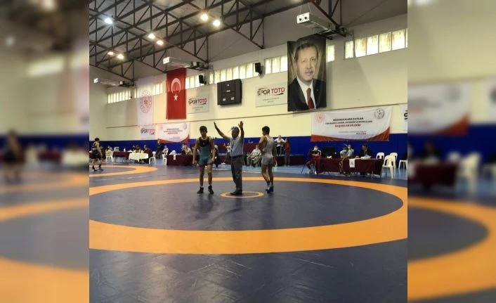 Ağrılı Güreşçi Milli Takımda