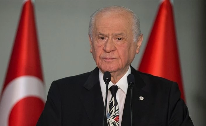 Bahçeli: Emekli amirallerin yayımladığı vesayetçi bildiriyi Milliyetçi Hareket Partisi nefretle lanetlemekte