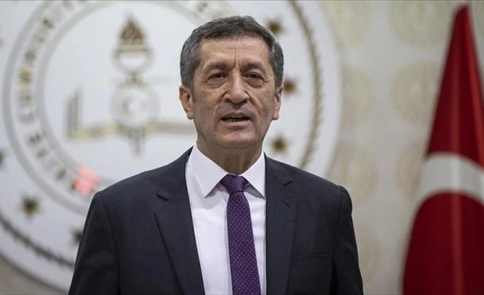Bakan Selçuk: 425 bin 430 çalışma arkadaşımız aşı randevusuna dahil edildi