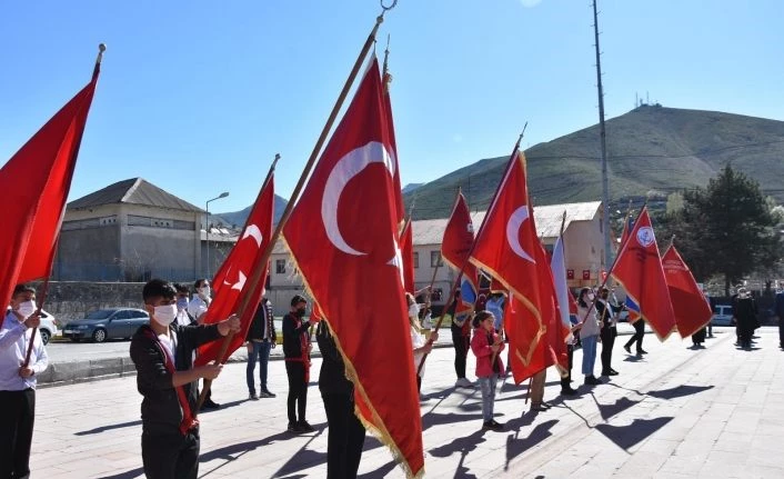 Bitlis’te 23 Nisan kutlaması