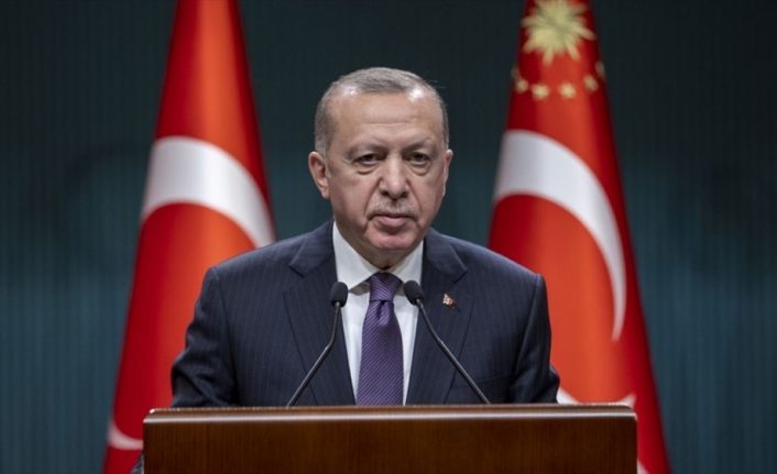 Cumhurbaşkanı Erdoğan: Kısıtlamaları dikkate alarak hak kayıplarının önüne geçecek önemli düzenlemeler yapıyoruz